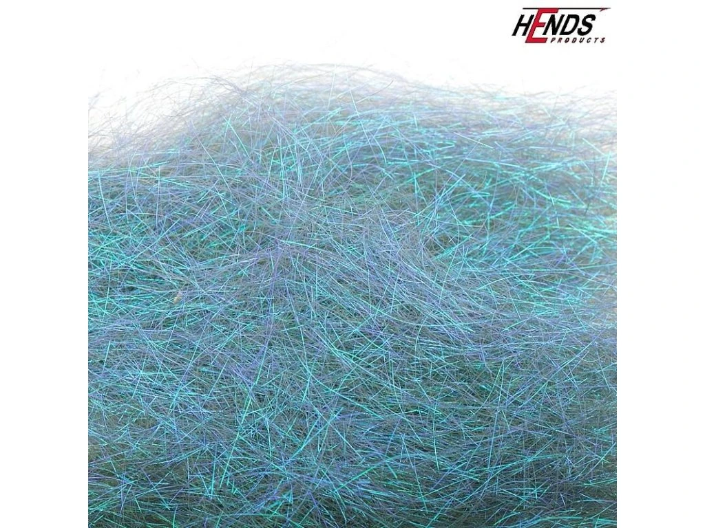 Angel Hair ist ein extra feines Synthetikmaterial mit extrem lebendigem Spiel im Wasser. Dank irisierender Reflexe macht es Streamer, Nymphen und Nassfliegen deutlich attraktiver. Ausserdem nimmt es kein Wasser auf – ein grosser Vorteil gegenüber vielen Naturmaterialien. Muss have!